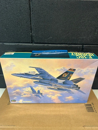Hasegawa 18c hornet - f-18c,